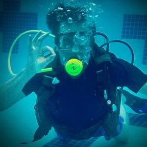 Meet your Posher, Daniel